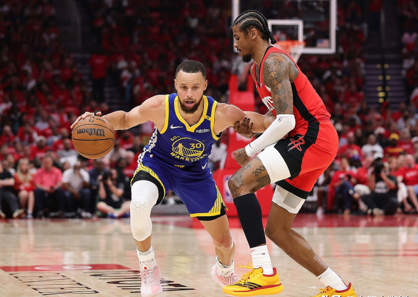 风云突变休斯敦火箭赛前篮板制胜，NBA常规赛版图或变，球迷炸锅，更衣室氛围转暖的简单介绍